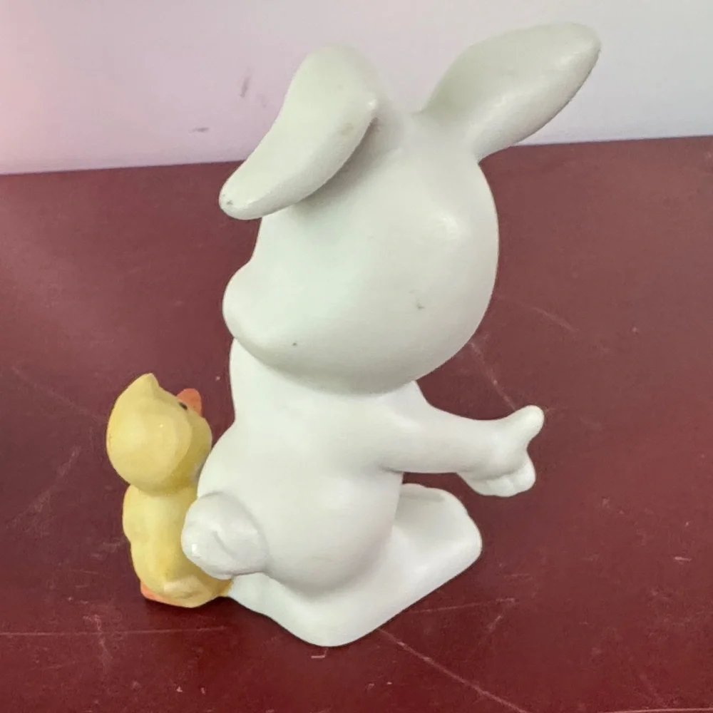 Vintage Homco White and Yellow Ceramic Easter Bunny Figurines 1980’s- 1990’s